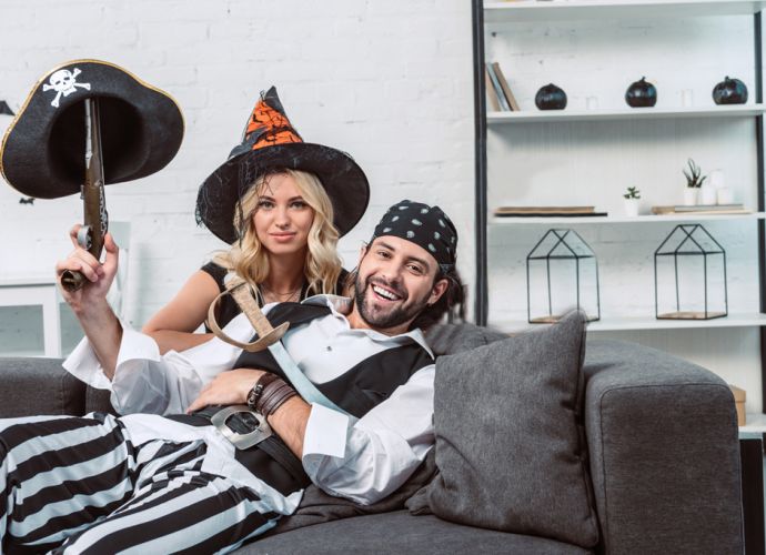 Τι να ντυθείτε τις Απόκριες 2026 σύμφωνα με το ζώδιο σας και τις τάσεις.