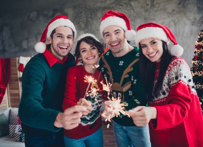 Πώς τα 12 ζώδια ζουν τη μαγεία των Χριστουγέννων;