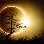 Έκλειψη Ηλίου στον Υδροχόο στις 17 Φεβρουαρίου 2026. Προβλέψεις για τα ζώδια.